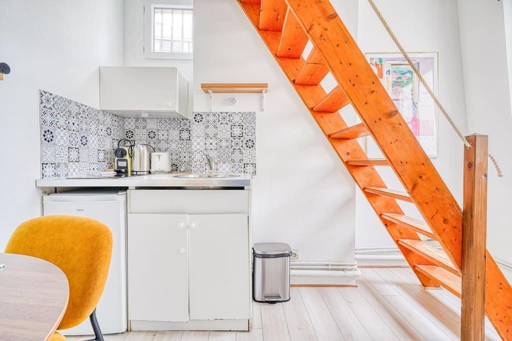 Apartment Proche Mairie Du 14e Arrondissement - V *